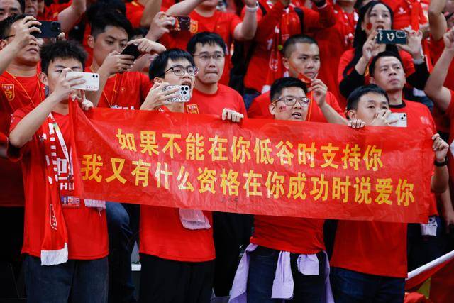 世杯球星盘点:梅罗内最后一舞 00后全面接班